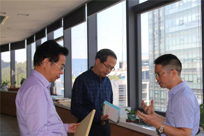 中共贛州市委常委、統(tǒng)戰(zhàn)部長彭業(yè)明等領(lǐng)導一行到訪廣東博皓考察指導-1