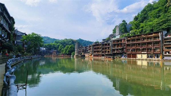 “湘”約鳳凰，相守未來——2022博皓快樂湖南行    -24